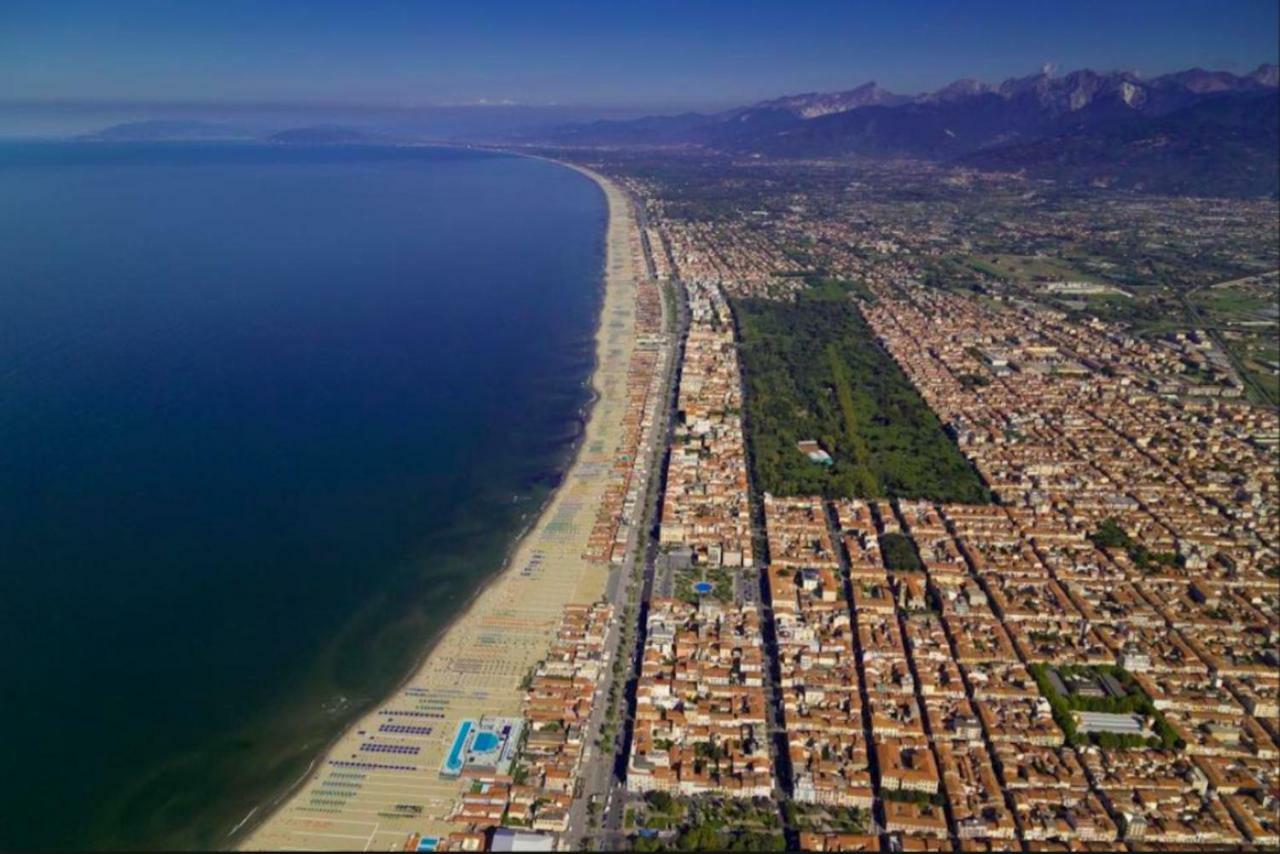 Villa Mare Лидо Ди Камайоре Екстериор снимка